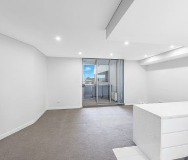 Emerald Apartments - Photo 1