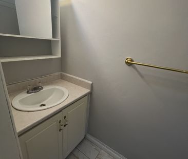 For Lease - 30 Bobmar Road, Toronto, Ontario - Photo 5