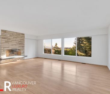 House in West Vancouver, BC - Photo 3