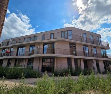 Appartement te huur - Photo 1