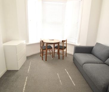 1 bedroom ground floor flat to rent - Photo 1