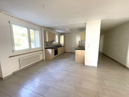 St-Imier, magnificent 3.5 room apartment on the 3rd floor with elevator - Photo 2