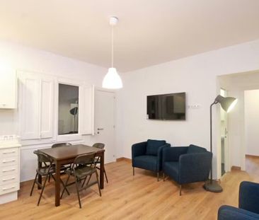 Carrer d'Alí bei, Barcelona, Catalonia 08013 - Photo 1