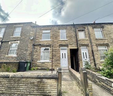 May Street, Huddersfield - Photo 1