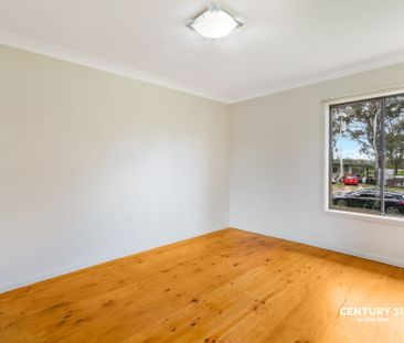 Charming 3-Bedroom Home! - Photo 4