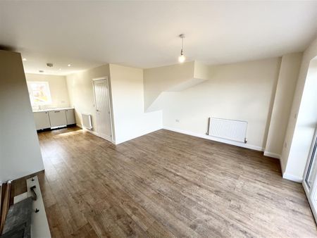 Greenways Road, Tatenhill, Burton Upon Trent DE13 9GE - Photo 2