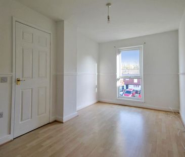 3 bedroom terraced house to rent - Photo 6