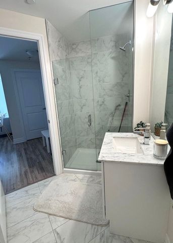 For Lease - 9075 Jane Street Unit# 212, Vaughan, Ontario - Photo 2