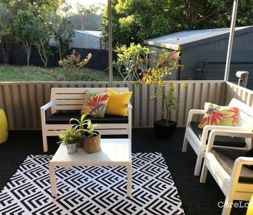 WELL PRESENTED FAMILY HOME! - Photo 6