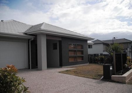 Contemporary Family Oasis with Multiple Living Spaces - Photo 2