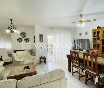 Townhouse in Marina Casares - Photo 1