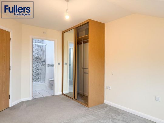 2 bedroom flat to rent - Photo 1