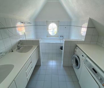 Schöne 4-Zimmer Wohnung in Thalwil - Photo 2