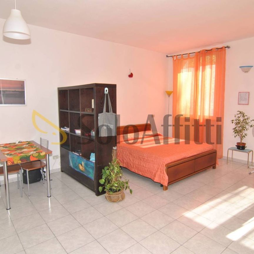 Monolocale via de Larderel 88, Cisternone, Livorno - Photo 1