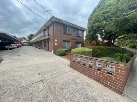 8 / 66 Lillimur Rd, Ormond - Photo 2