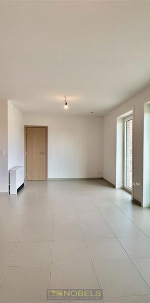 Te huur, nieuwbouwappartement op centrale ligging in Soignies - Photo 1