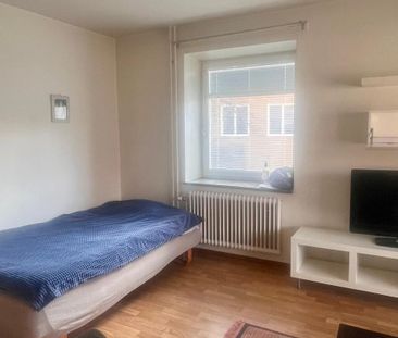 Fyrspannsgatan, Hässelby - Photo 2