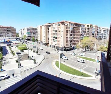 Apartamento de alquiler en Plaza Albert Einstein, 2, Camino de Ronda - Photo 3