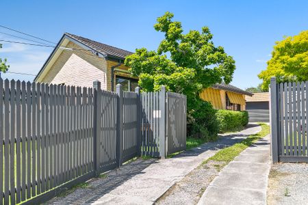 20 Raleigh Street, Blackburn South - Photo 3