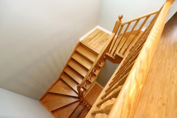 For Lease - 384 Riverstone Drive, Oakville, Ontario - Photo 1