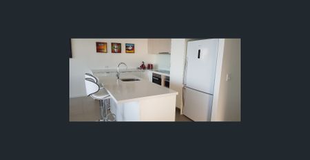 BEAUTIFULLY FURNISHED 2-BEDROOM HOME WITH AN AMAZING WATER VIEW - Photo 4