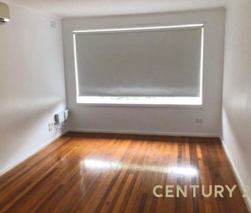 Easy Living in a Convenient Springvale South Location - Photo 6