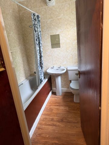 1 Bed Flat, Russell Rise, LU1 - Photo 5