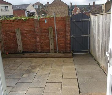2 bedroom terraced house to rent - Photo 6