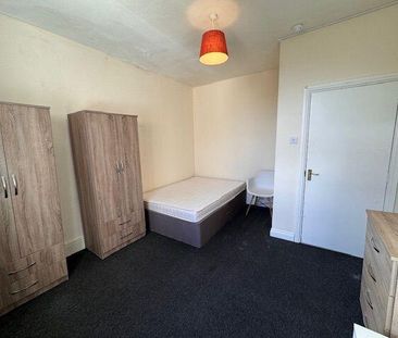 Room in a Shared House, Balmoral Road, BS7 - Photo 6