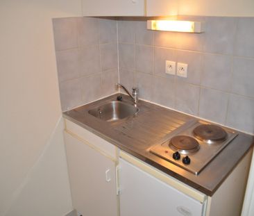 Appartement - 2 pièces - Jaude/Banque de France - Photo 3