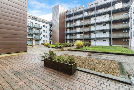 2 bedroom apartment to rent - Photo 3