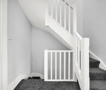 4 bedroom terraced house to rent - Photo 3