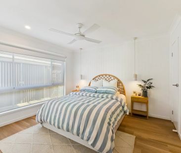 Coastal luxe living in the heart of Burleigh Waters - Photo 5