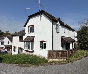 2 bedroom end of terrace house to rent - Photo 2