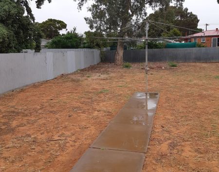 17 Hicks Street&comma; Port Augusta - Photo 3