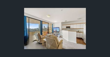 One-Bedroom Apartment with City Views at the Gateway to the Eastern Suburbs - Photo 4