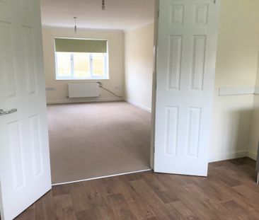 The Crescent, Drayton, NR8 6RF - Photo 1