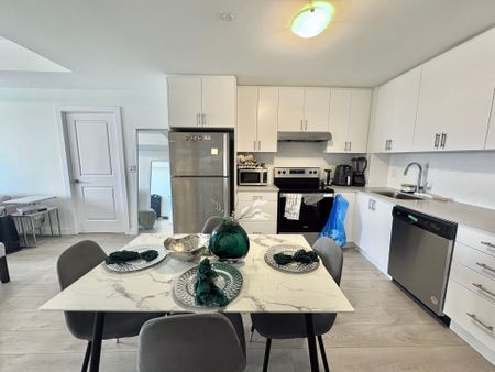 For Lease - 3200 William Coltson Avenue Unit# 1210, Oakville, Ontario - Photo 2