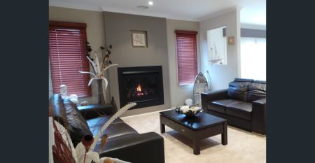 PRIME CHASE ESTATE PROPERTY - Photo 2