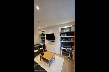 1 Bed Flat, Cleveland Street, W1T - Photo 2