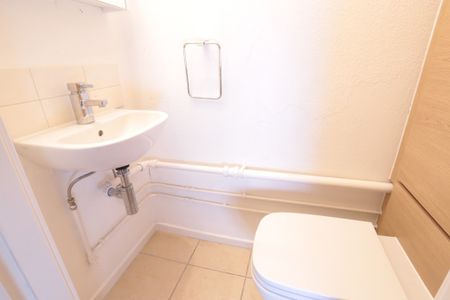 Ivanhoe House – Room 2 - Photo 3