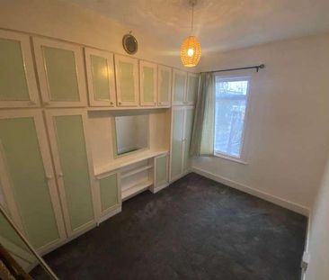 Francis Avenue, Ilford, IG1 - Photo 1