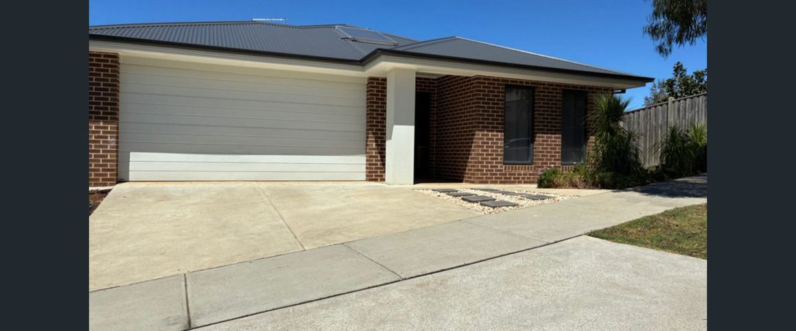 Beautiful family home in Waterford Rise - Photo 1