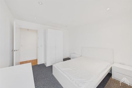 2 bedroom apartment to rent - Photo 3
