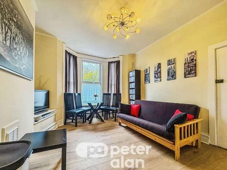 Ferry Road, Grangetown, Cardiff, CF11 - Photo 2