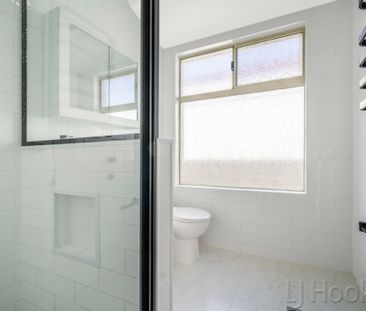 3-Bedroom Home in Ideal Location! - Photo 6