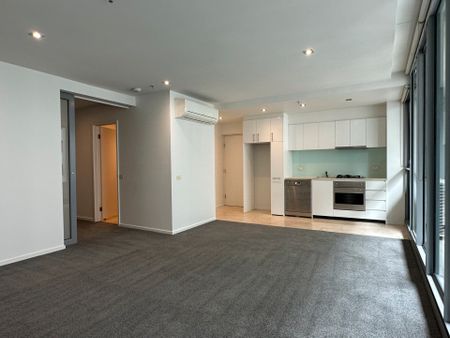 CBD close to everything! - Photo 4