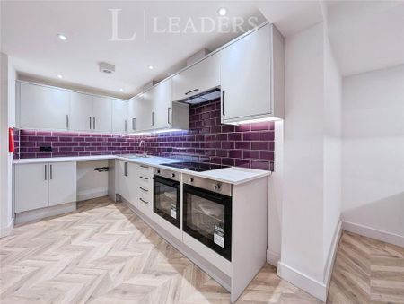 Studio to rent - Photo 4