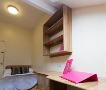 5 bedroom house to rent - Photo 1