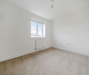 Upton Lawn Grove, Northampton - Photo 4